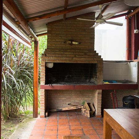 Feliza Hostel Villa Carlos Paz Eksteriør bilde