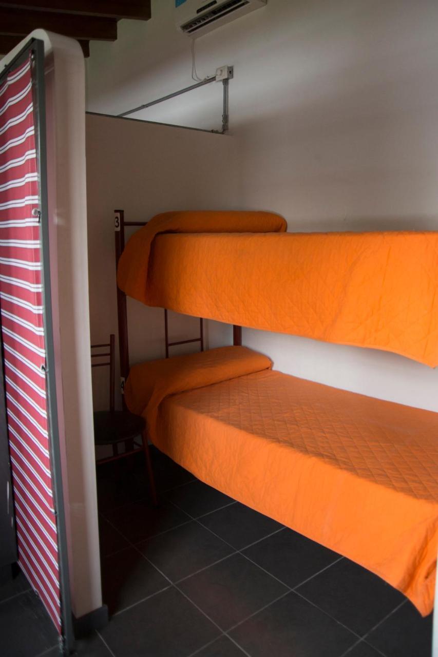 Feliza Hostel Villa Carlos Paz Eksteriør bilde