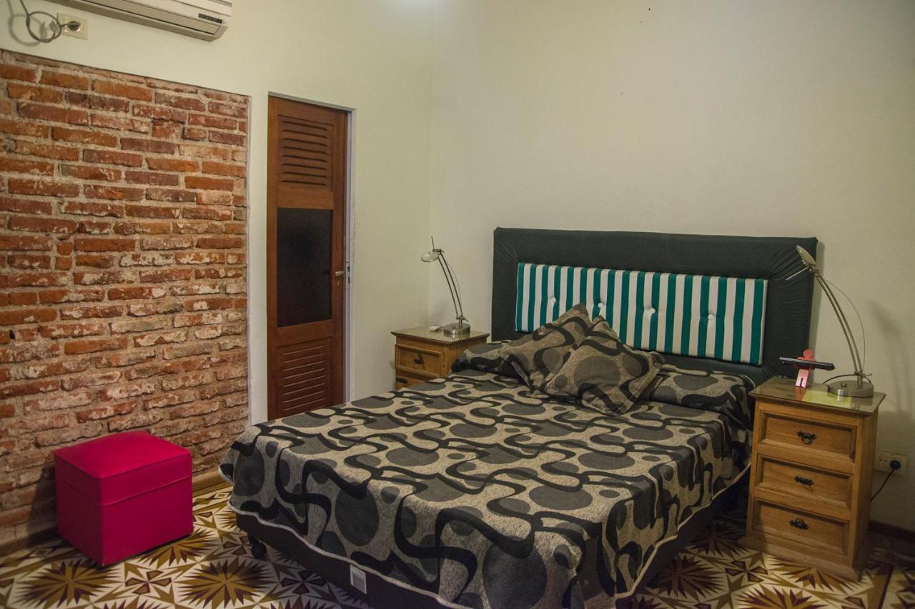 Feliza Hostel Villa Carlos Paz Eksteriør bilde