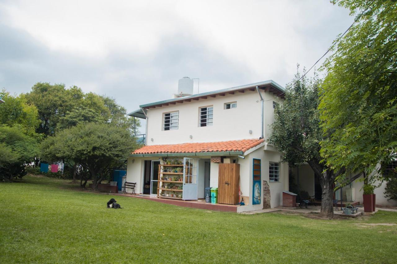 Feliza Hostel Villa Carlos Paz Eksteriør bilde