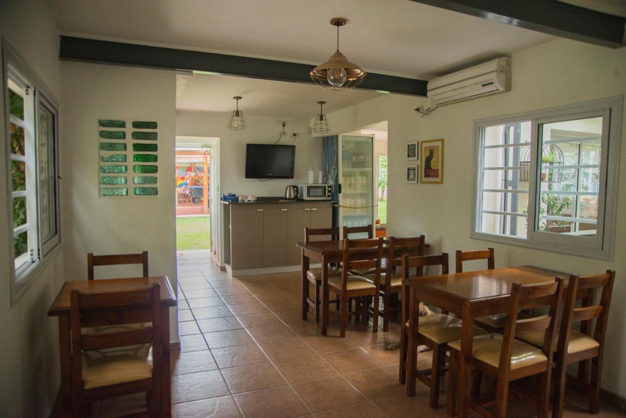 Feliza Hostel Villa Carlos Paz Eksteriør bilde